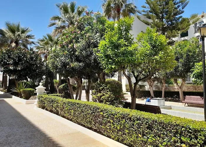 Bonito Apartamento A 50 Metros De La Playa.